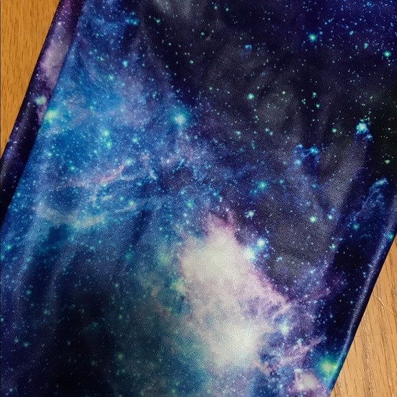 Galaxy Print Leggings - Picture 2 of 3